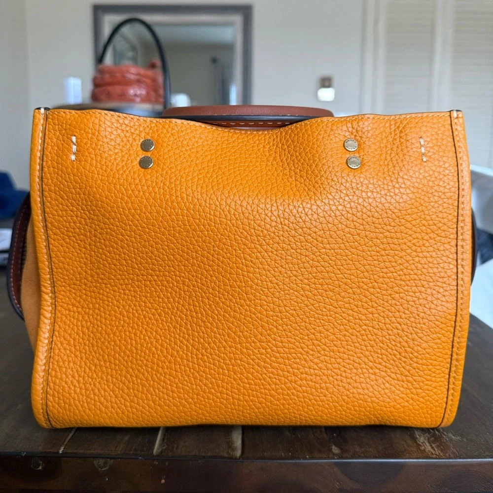 Coach Rogue 25 in Papaya - Picture 2 of 8